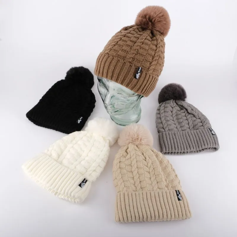 Womens Heat Control Thermal Lined Pom Pom Cable Knit Beanie - One Size Fits Most